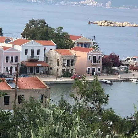 בית נופש Kastellorizo- Casa Piero Meyísti